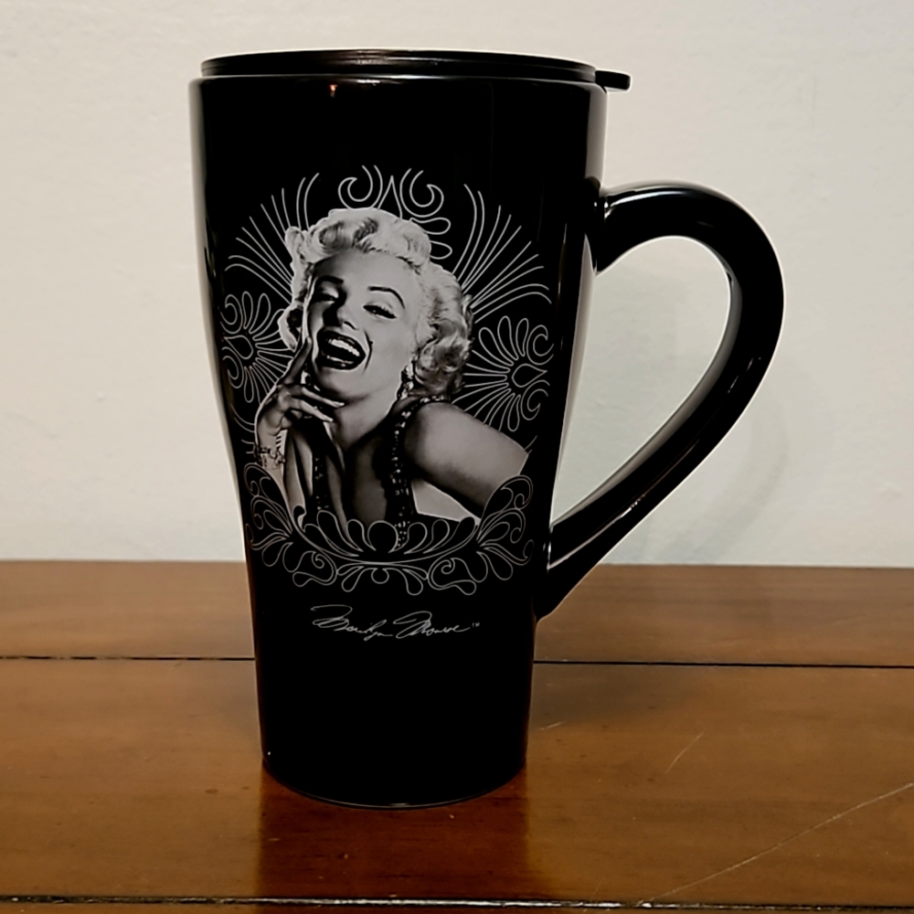 NEW Marilyn Monroe Travel Coffee Mug
